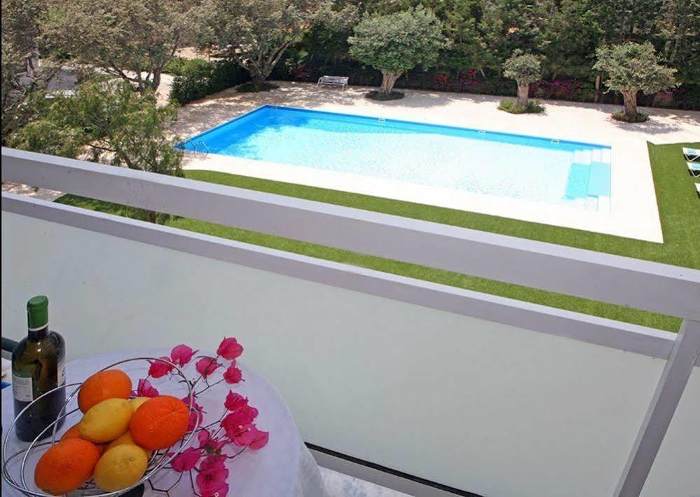 Corina Suites And Apartments Limassol Exterior foto