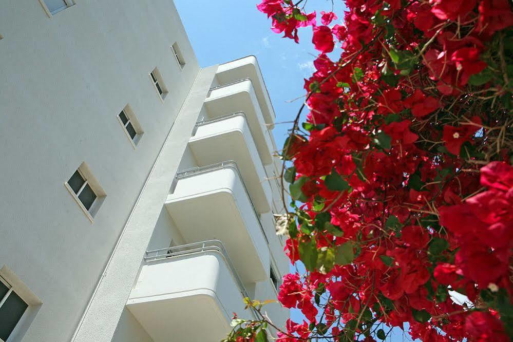 Corina Suites And Apartments Limassol Exterior foto